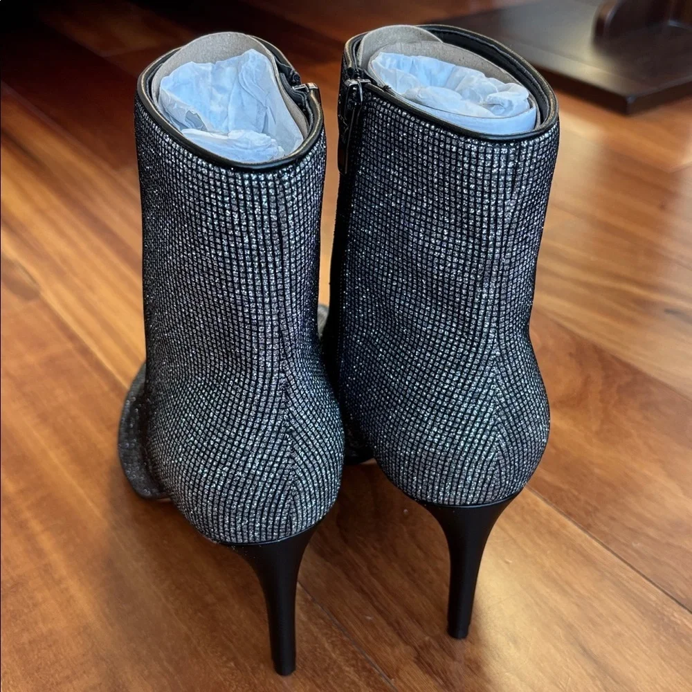 NWT Nine West boots